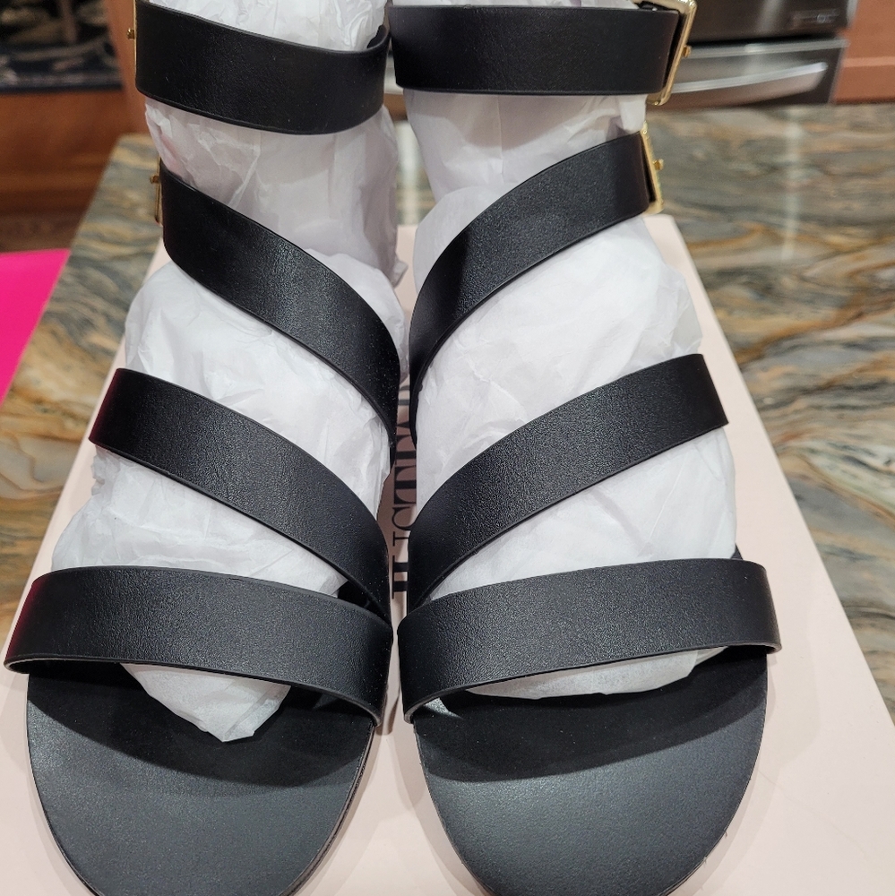 Black Flat Sandals